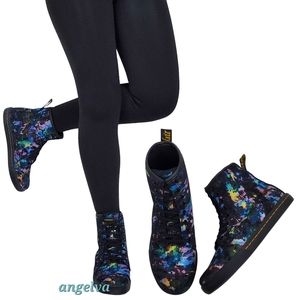 NWB Dr Martens sheridan lace up casual sneakers boots suede rainbow burst black